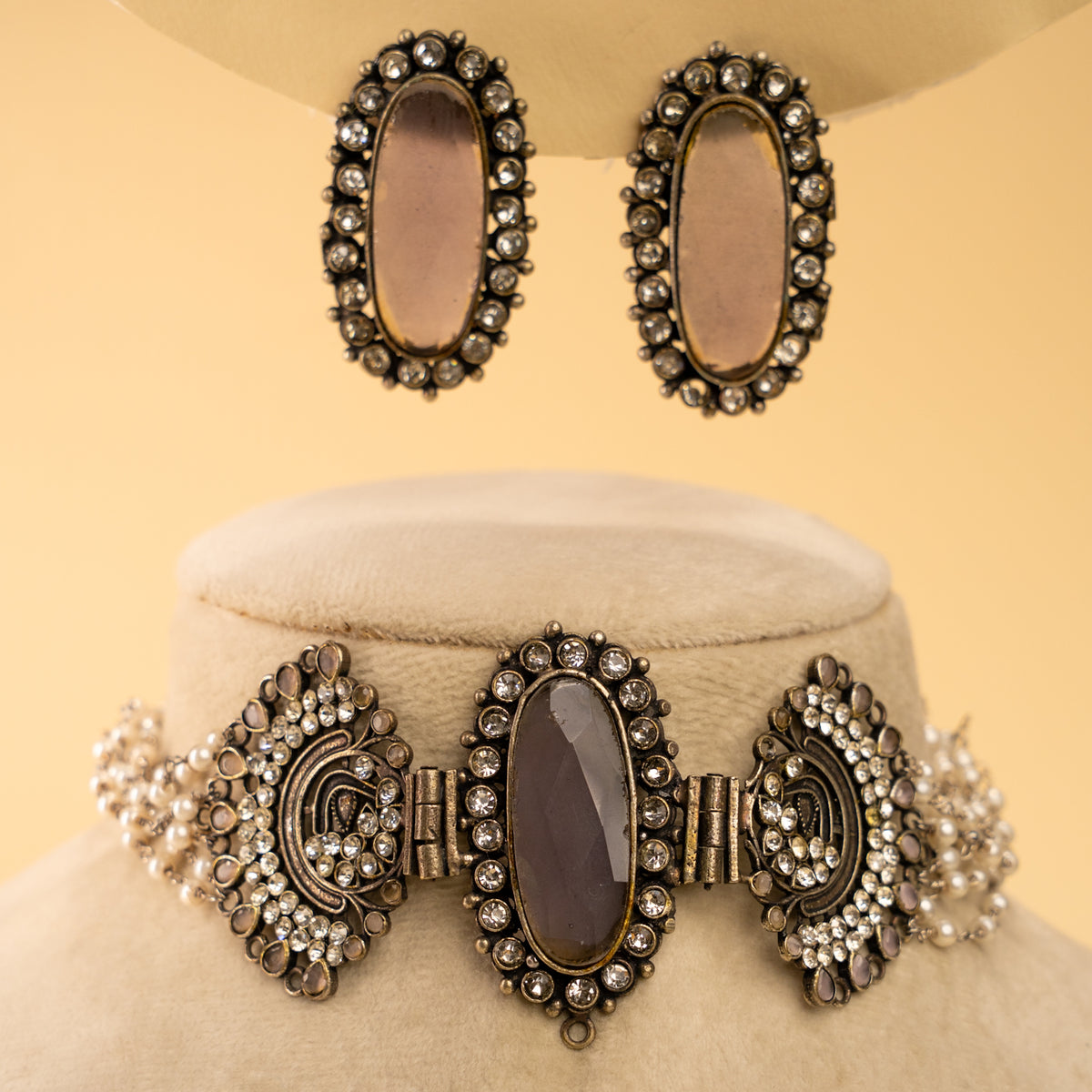 AYLA BIJOUX PREMIUM AND EXCLUSIVE SEMI HANDMADE CHOKER WITH EARRINGS CH200