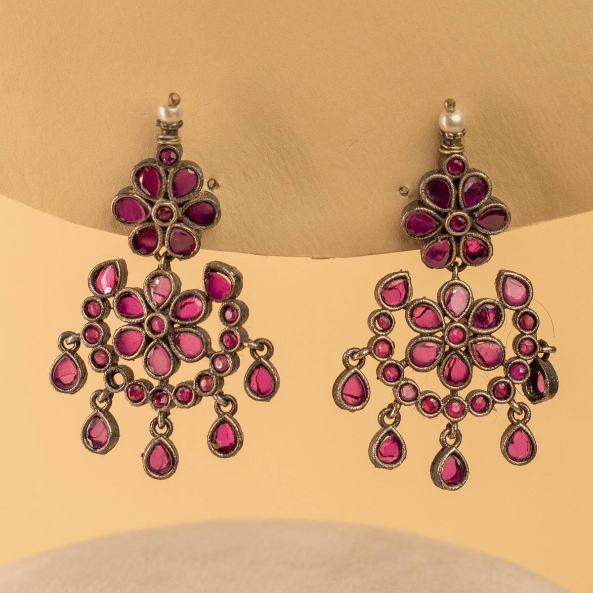 MOXIE BIJOUX PREMIUM AND EXCLUSIVE RAW ANS RUSTIC SEMI HANDMADE CHOKER WITH EARRINGS CH201