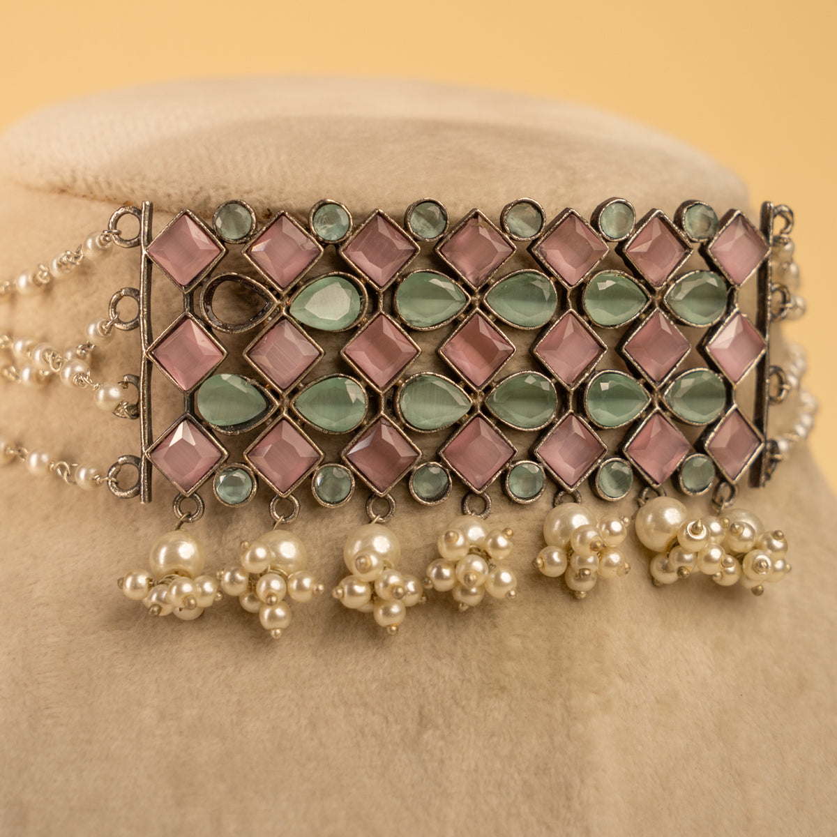 LVY RAW AND RUSTIC ANTIQUE SEMI HANDMADE CHOKER WITH EARRINGS CH119