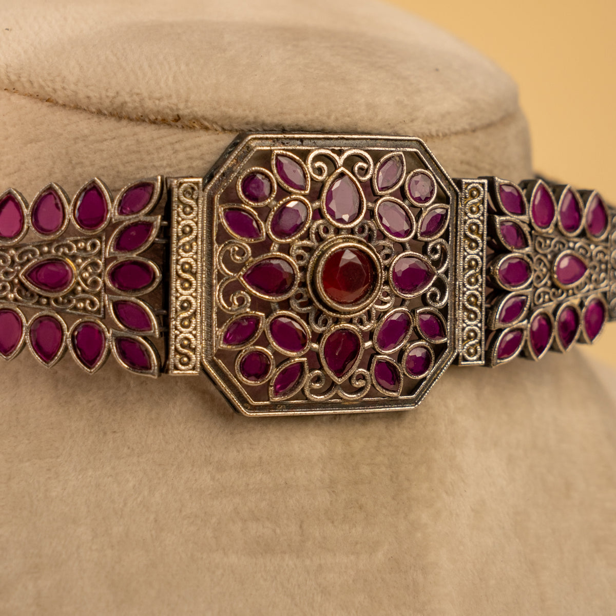 ELLA RAW AND RUSTIC ANTIQUE SEMI HANDMADE CHOKER WITH EARRINGS CH115