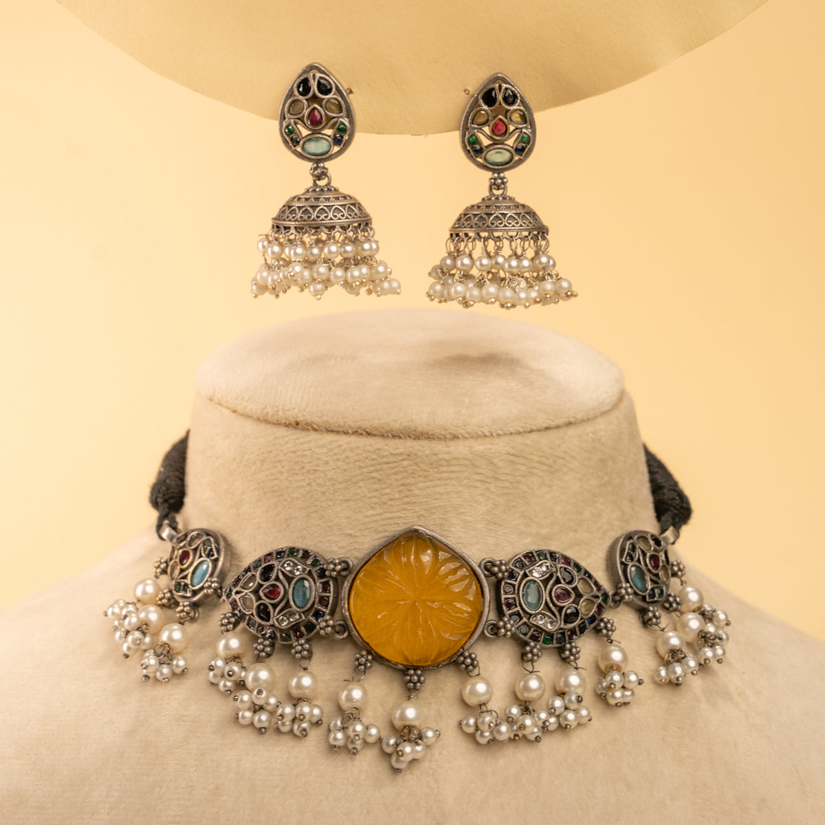 MIRA HANDMADE BIJOUX PREMIUM AND BIJOUX EXCLUSIVE RUSTIC FINISH CHOKER WITH EARRINGS CH527