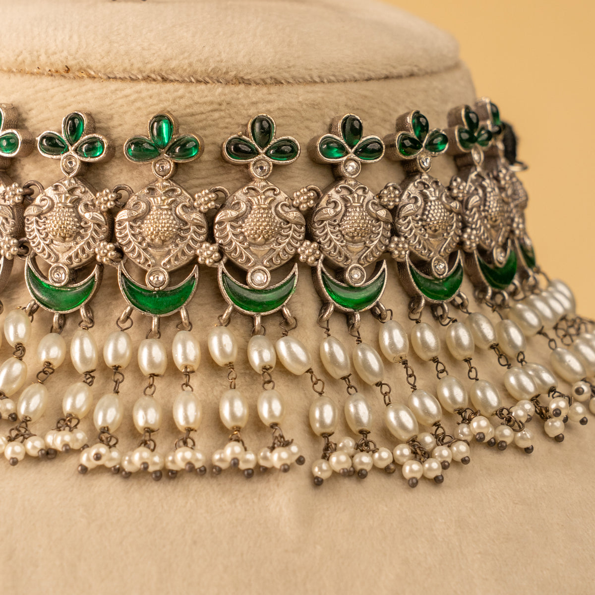 VIOLET SEMI HANDMADE BIJOUX PREMIUM  RUSTIC FINISH CHOKER WITH EARRING CH517