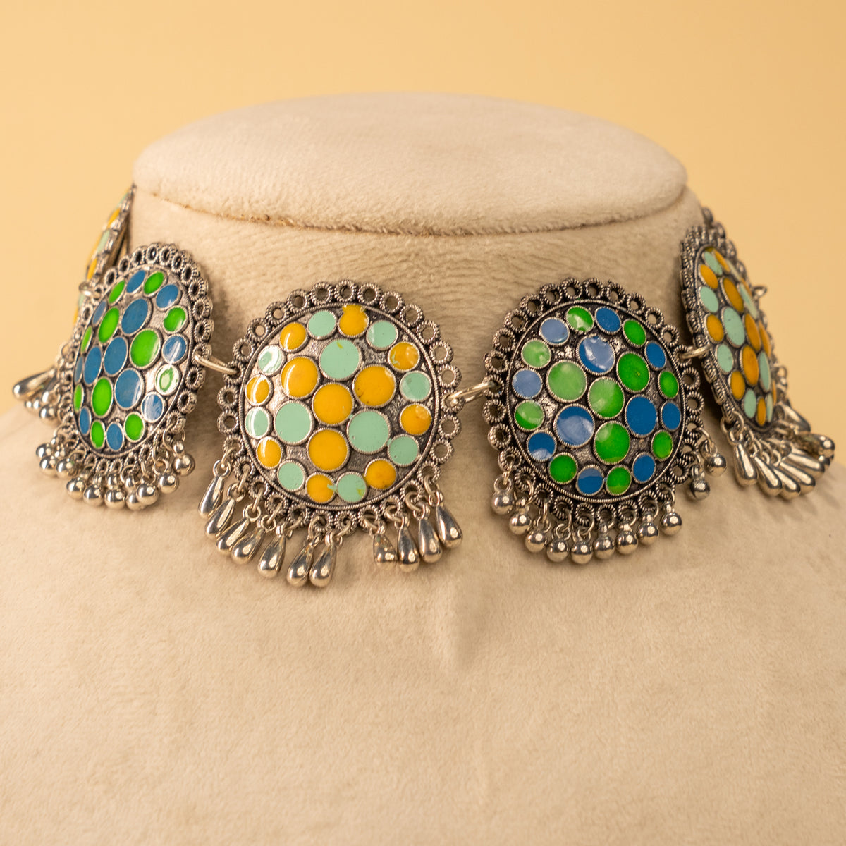 SCOTTIE ENAMEL RAW AND RUSTIC CHOKER WITH EARRING CH518