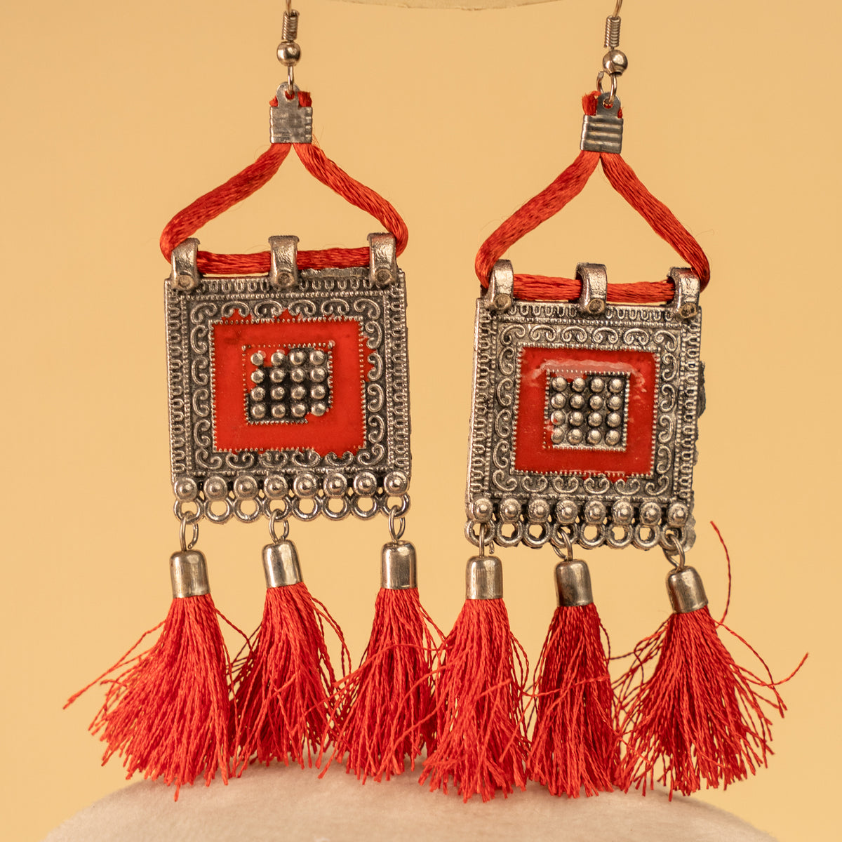 WILLOW AFGHANI THREAD WORK CHOKER WITH EARRINGS CH470