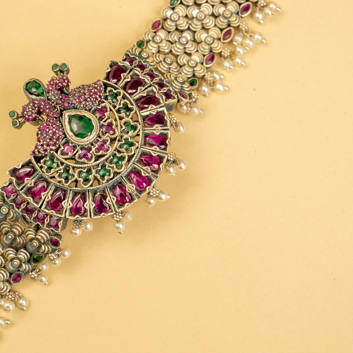 LEAH PREMIUM KEMP STONE HANDMADE RAW FIRE FINISH CHOKER WITH EARRINGS CH128