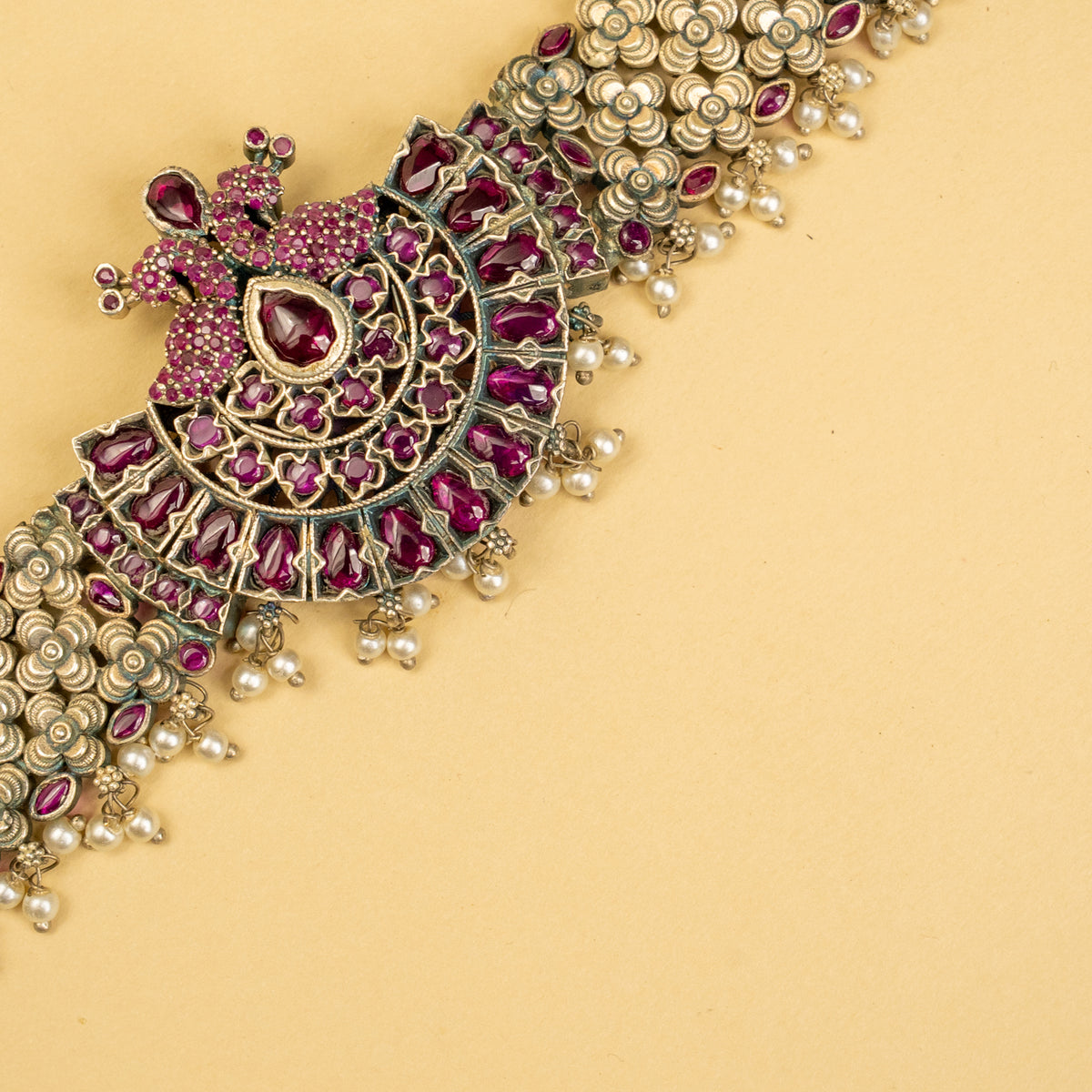 LEAH PREMIUM KEMP STONE HANDMADE RAW FIRE FINISH CHOKER WITH EARRINGS CH128