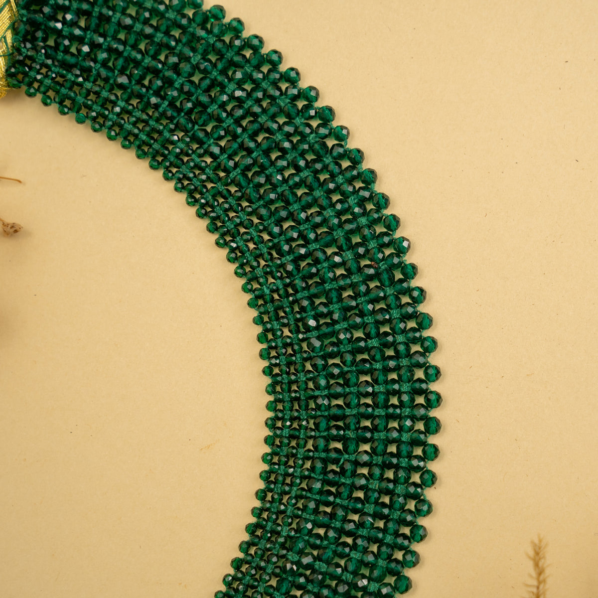 REMI BIJOUX PREMIUM CRYSTAL HANDMADE AND BEADED NECKPIECE/CHOKER CH217