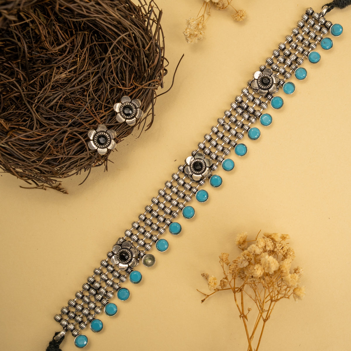 INAYA RUSTIC FINISH CHOKER/NECKPIECE WITH EARRINGS CH446