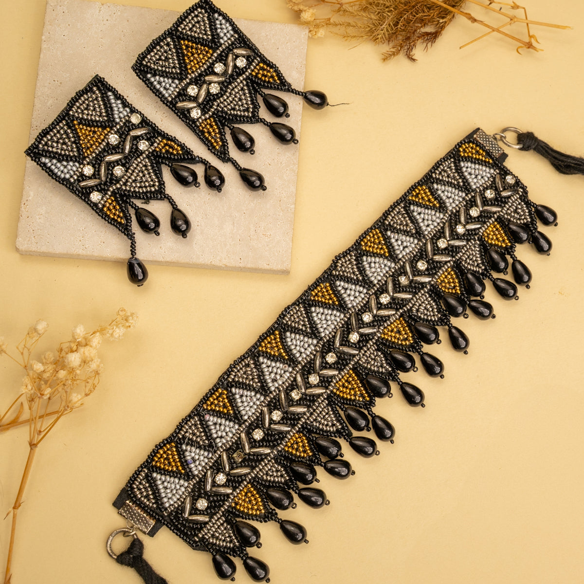 AMELIA FABRIC AND BEADS PERFECT FOR HALDI SHELL AFGHANI CHOKER WITH EARRINGS CH471