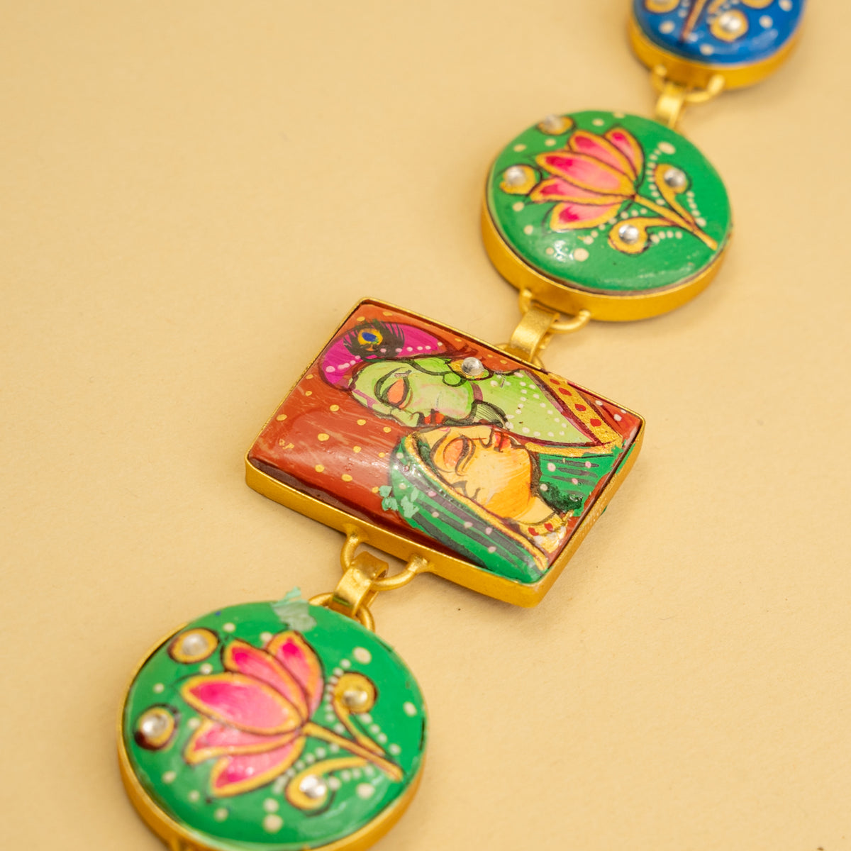 YADASH HANDMADE AND HAND PAINTED CHOKER/NECKPIECE-CH425