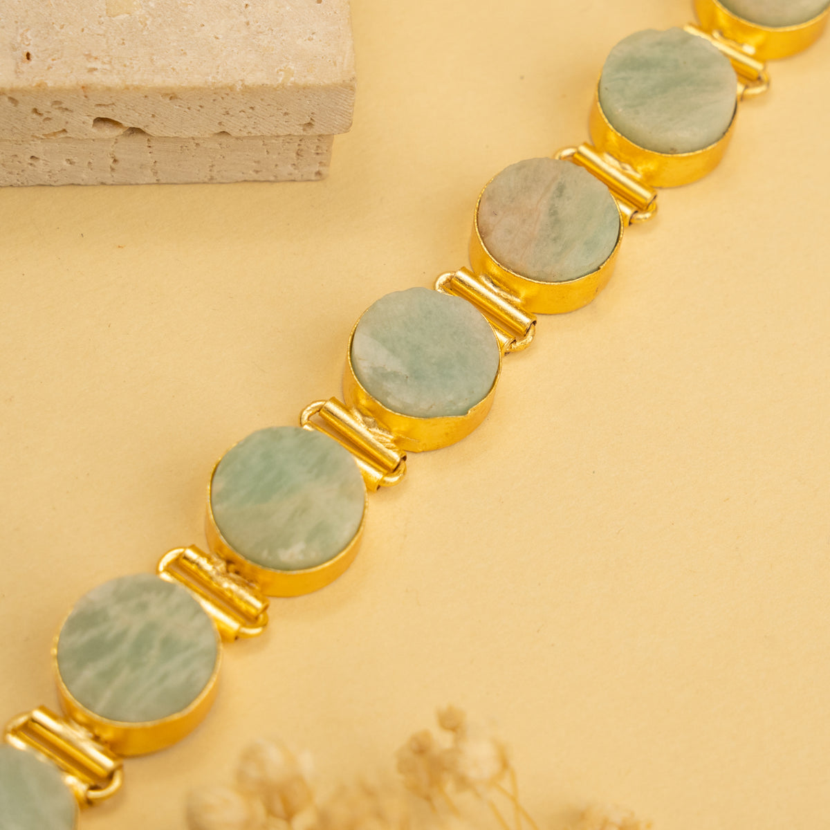 AZARI BIJOUX RAW STONE GOLD TONED HANDMADE CHOKER WITH EARRINGS CH427