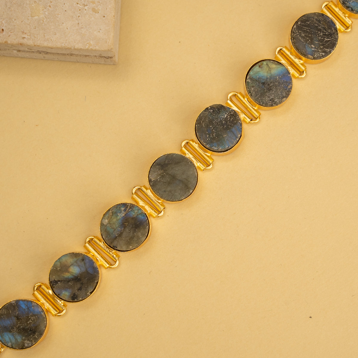 AZARI BIJOUX RAW STONE GOLD TONED HANDMADE CHOKER WITH EARRINGS CH427