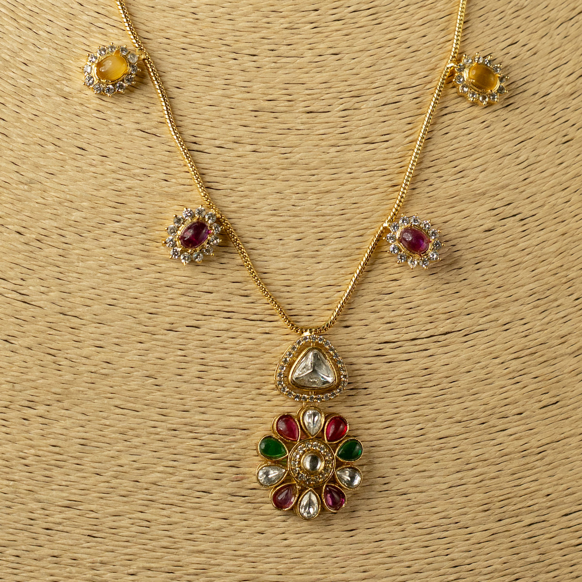 VRITHUNYA SEMI HANDMADE MONALISA AND AD STONES STONES NECKPIECE/NECKLACE EARRINGS NL318