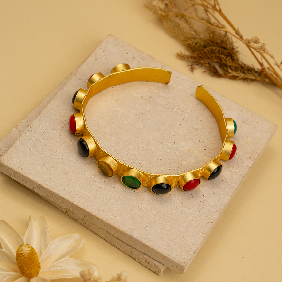 NIRALYA UNFORMED PREMIUM HAND HAMMERED AND HANDMADE STONE BANGLE CUFF BR13