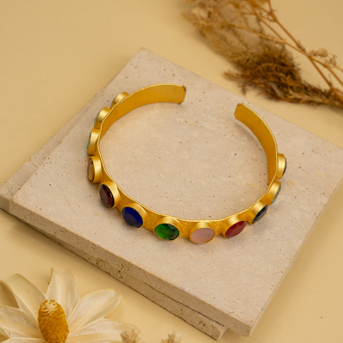 NIRALYA UNFORMED PREMIUM HAND HAMMERED AND HANDMADE STONE BANGLE CUFF BR13