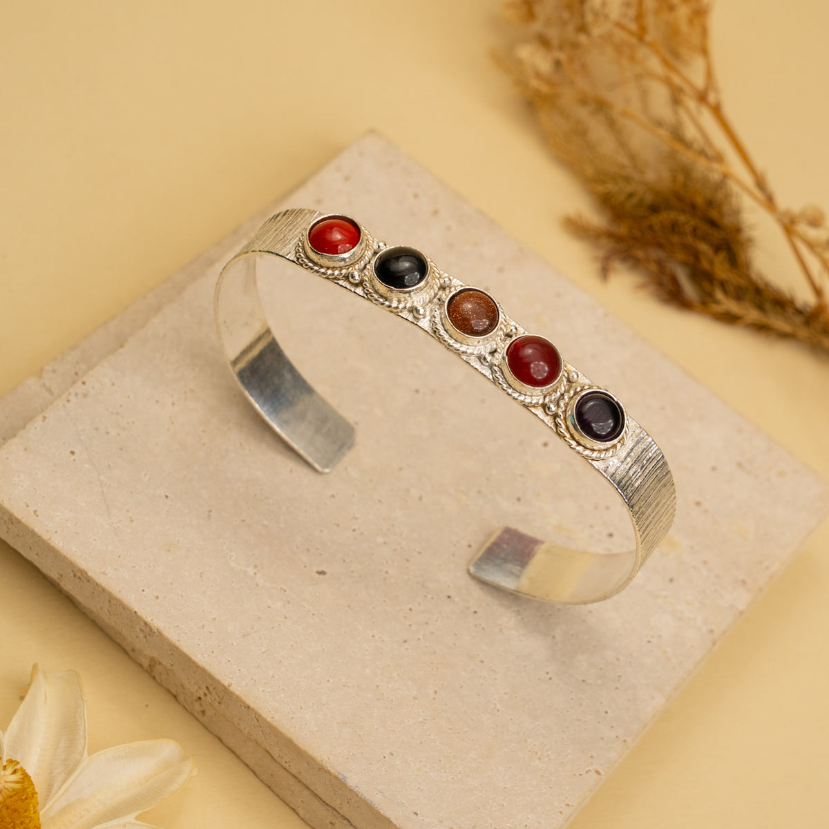 NIRALYA UNFORMED PREMIUM HAND HAMMERED AND HANDMADE STONE BANGLE CUFF BR11