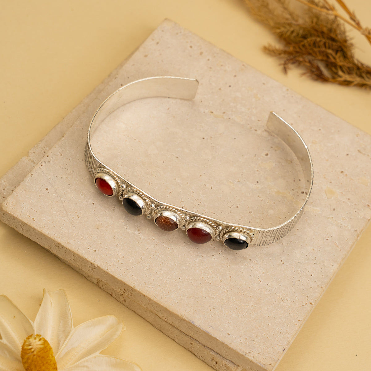 NIRALYA UNFORMED PREMIUM HAND HAMMERED AND HANDMADE STONE BANGLE CUFF BR11