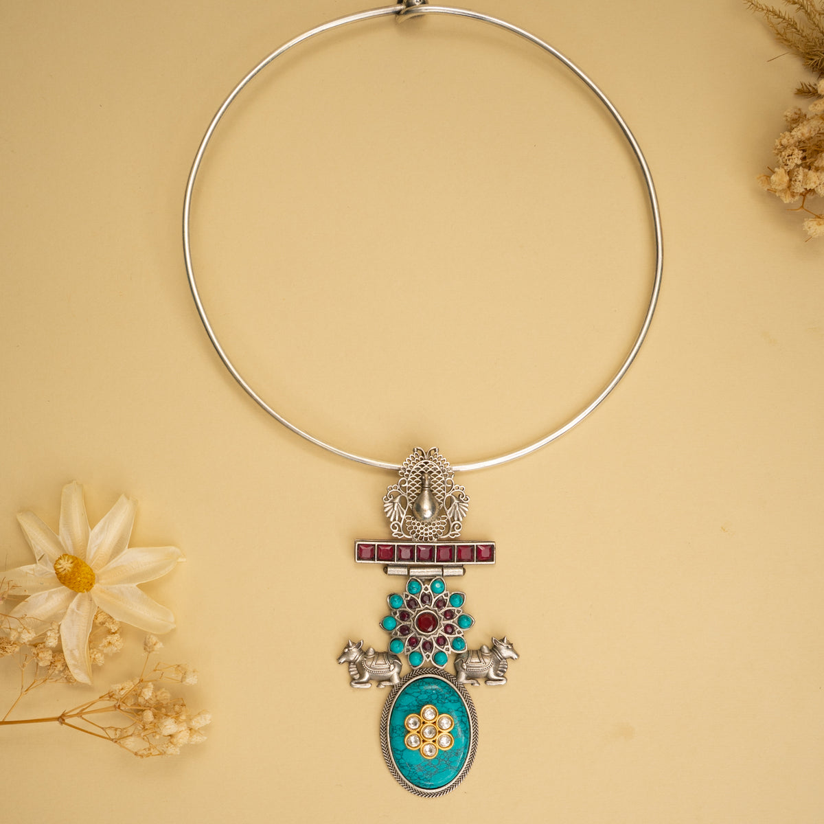 SAVYA HANDMADE BIJOUX PREMIUM AND BIJOUX EXCLUSIVE NANDHI HASLI EARRING CH507