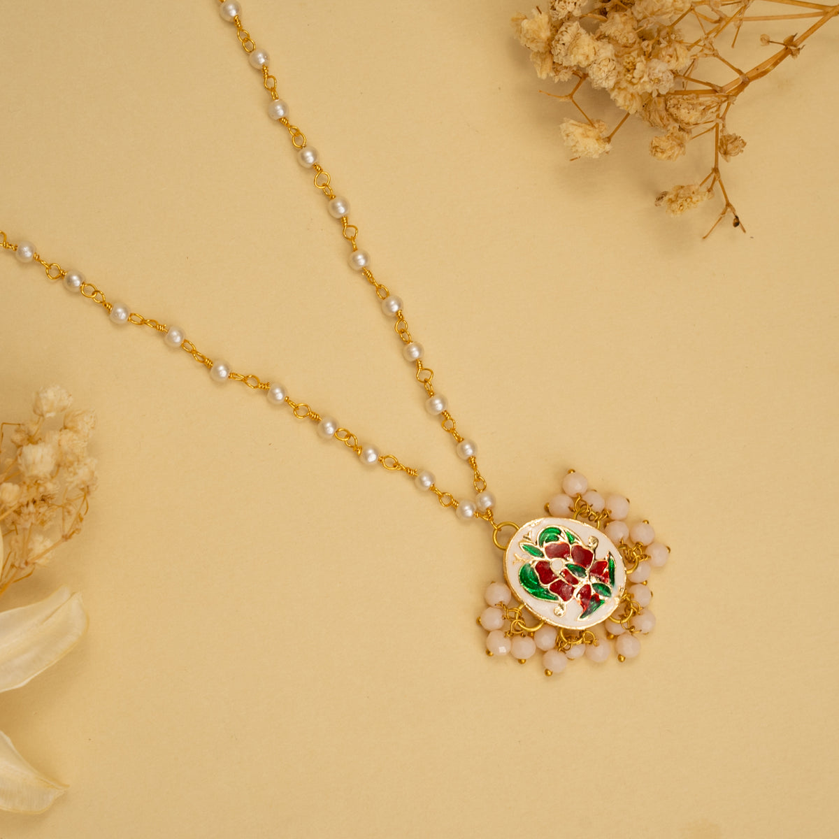 LISA HANDMADE KUNDAN POLKI AND MULTINMATERIAL CHAIN WITH PENDANT NECKLACE CH138