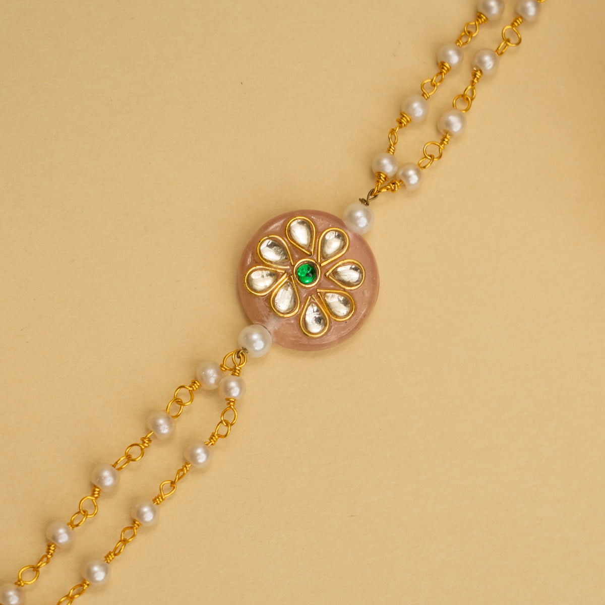 LISA HANDMADE KUNDAN POLKI AND MULTINMATERIAL CHAIN WITH PENDANT NECKLACE CH138