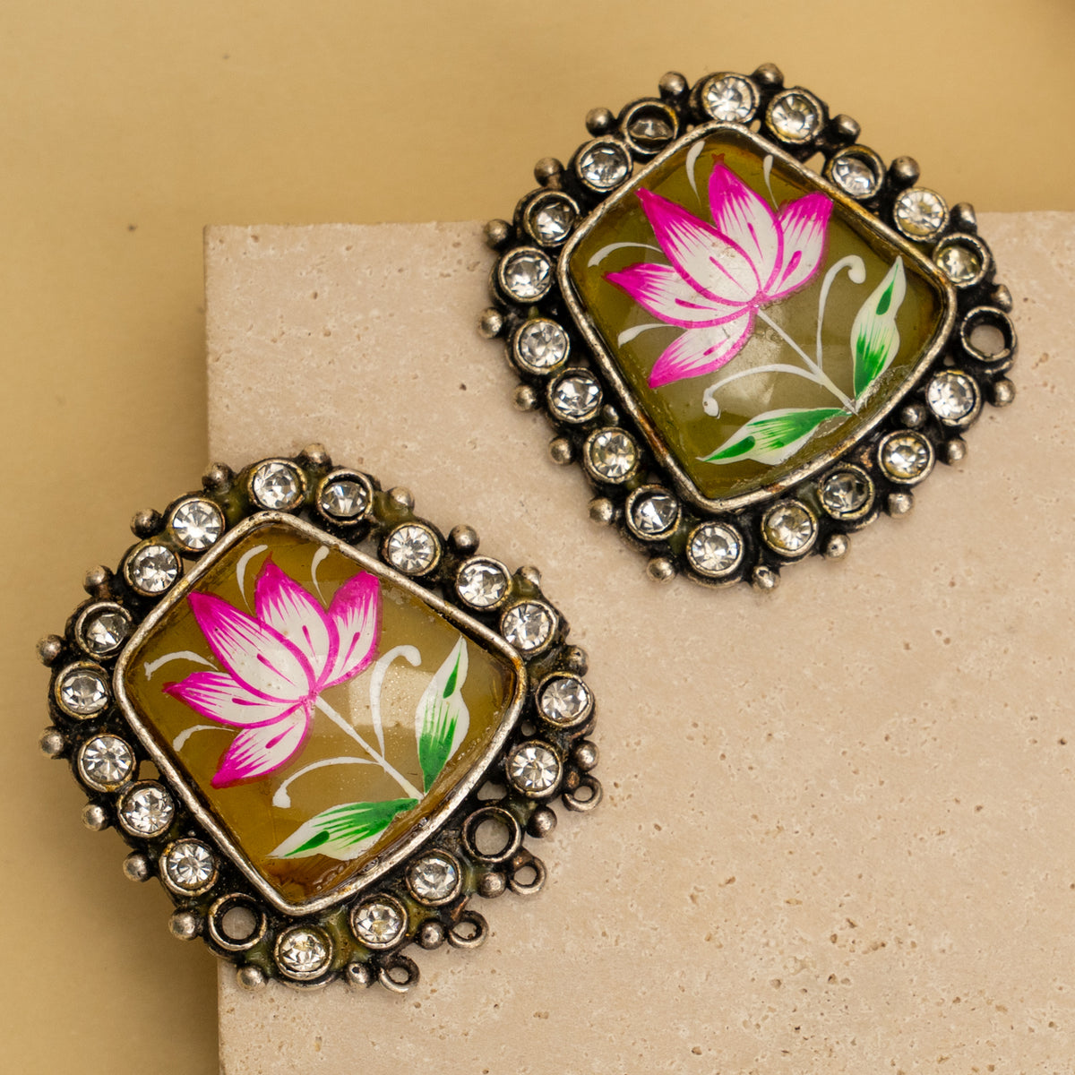 LUNA HANDMADE HANDPAINTED SILVER LOOK ALIKE RUSTIC AND ANTIQUE CHOKER WITH EARRINGS CH463.