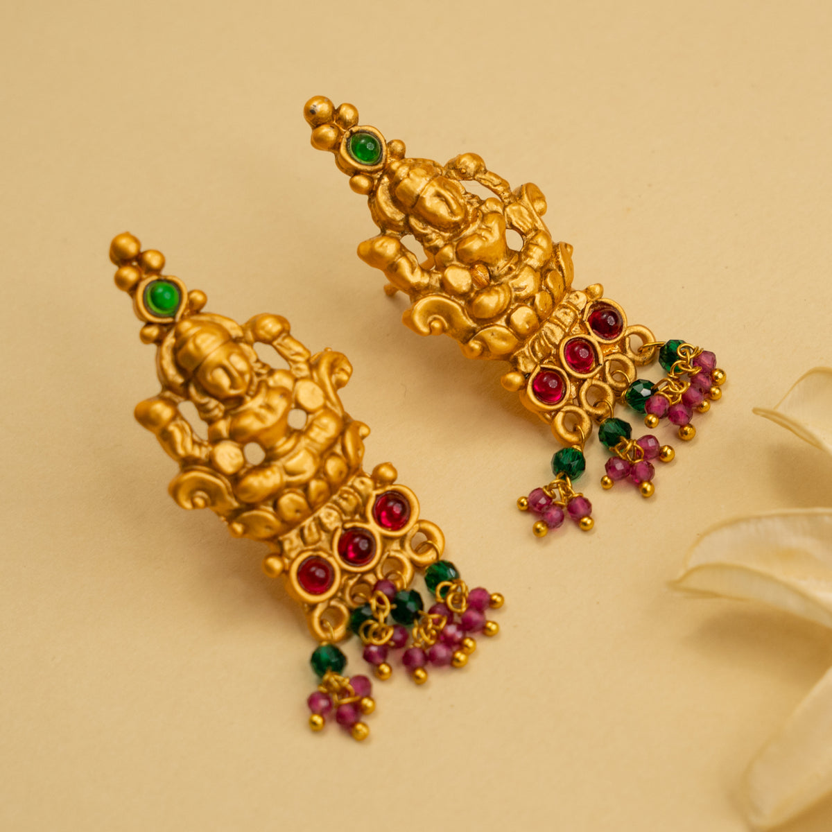 TIRZA GOLD TONED CHOKER WITH EARRINGS CH329
