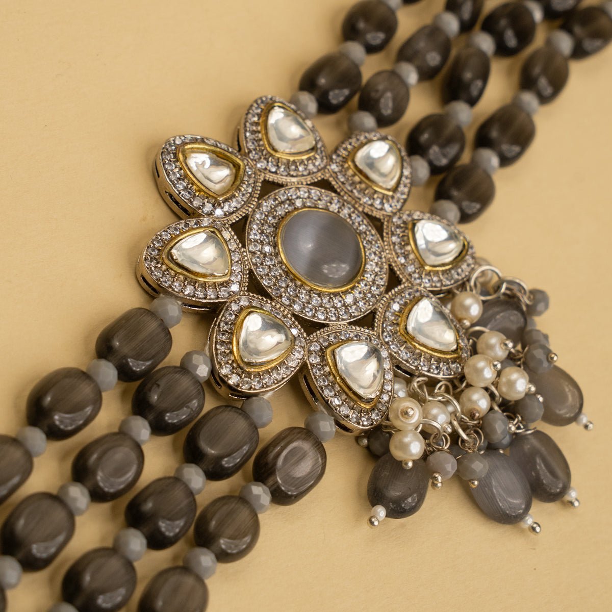 IRIS BIJOUX PREMIUM AND EXCLUSIVE POLKI AND MONALISA BEADS HANDMADE CHOKER WITH EARRINGS CH214