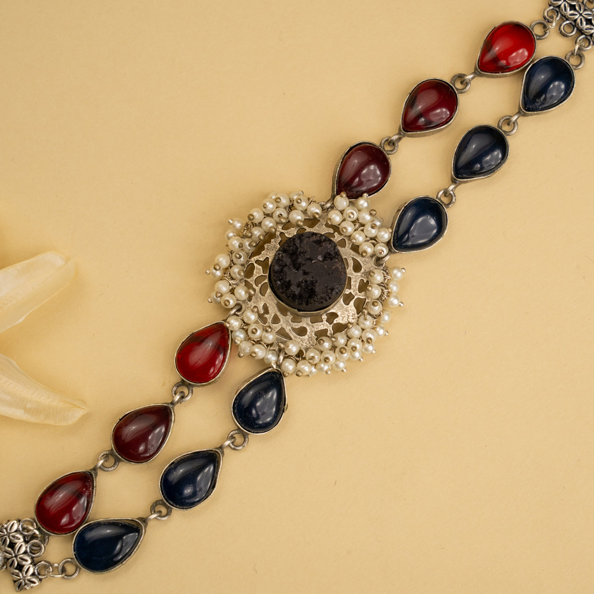 ANIKA BIJOUX PREMIUM AND EXCLUSIVE  HANDMADE CHOKER WITH EARRINGS CH143