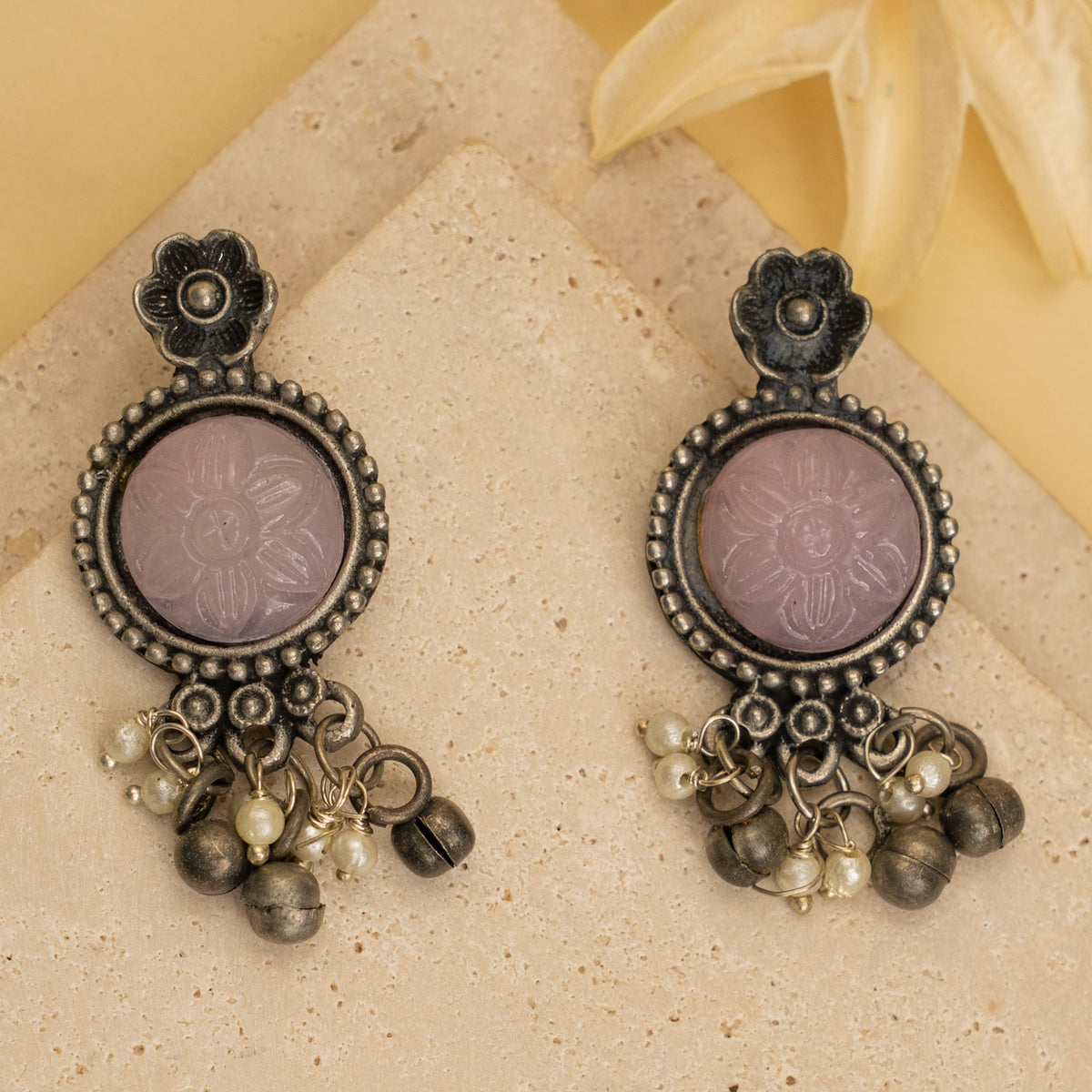 OLIVE RAW AND RUSTIC BLACK POLISH CHOKER WITH EARRINGS CH474