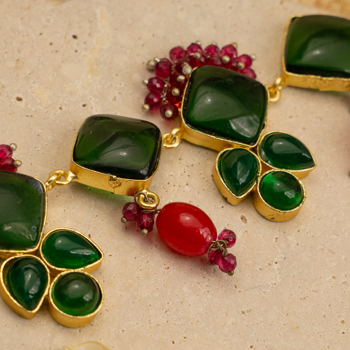 WILLOW BIJOUX HANDMADE MONALISA MINIMALIST CHOKER WITH EARRINGS CH49