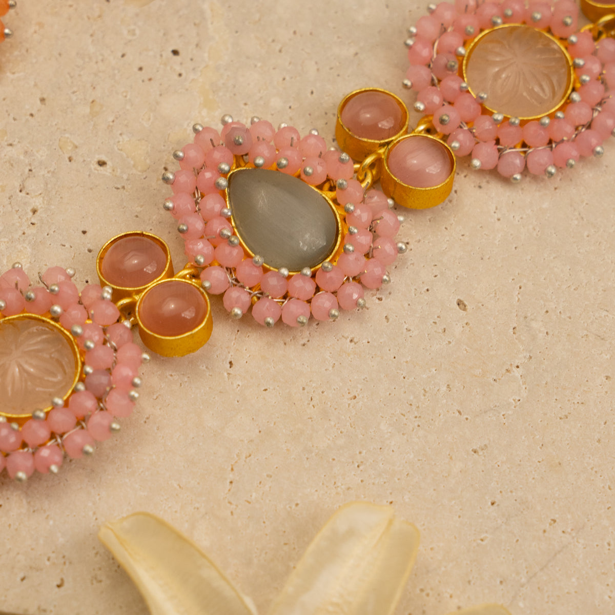 RUBY BIJOUX HANDMADE MONALISA MINIMALIST CHOKER WITH EARRINGS CH48