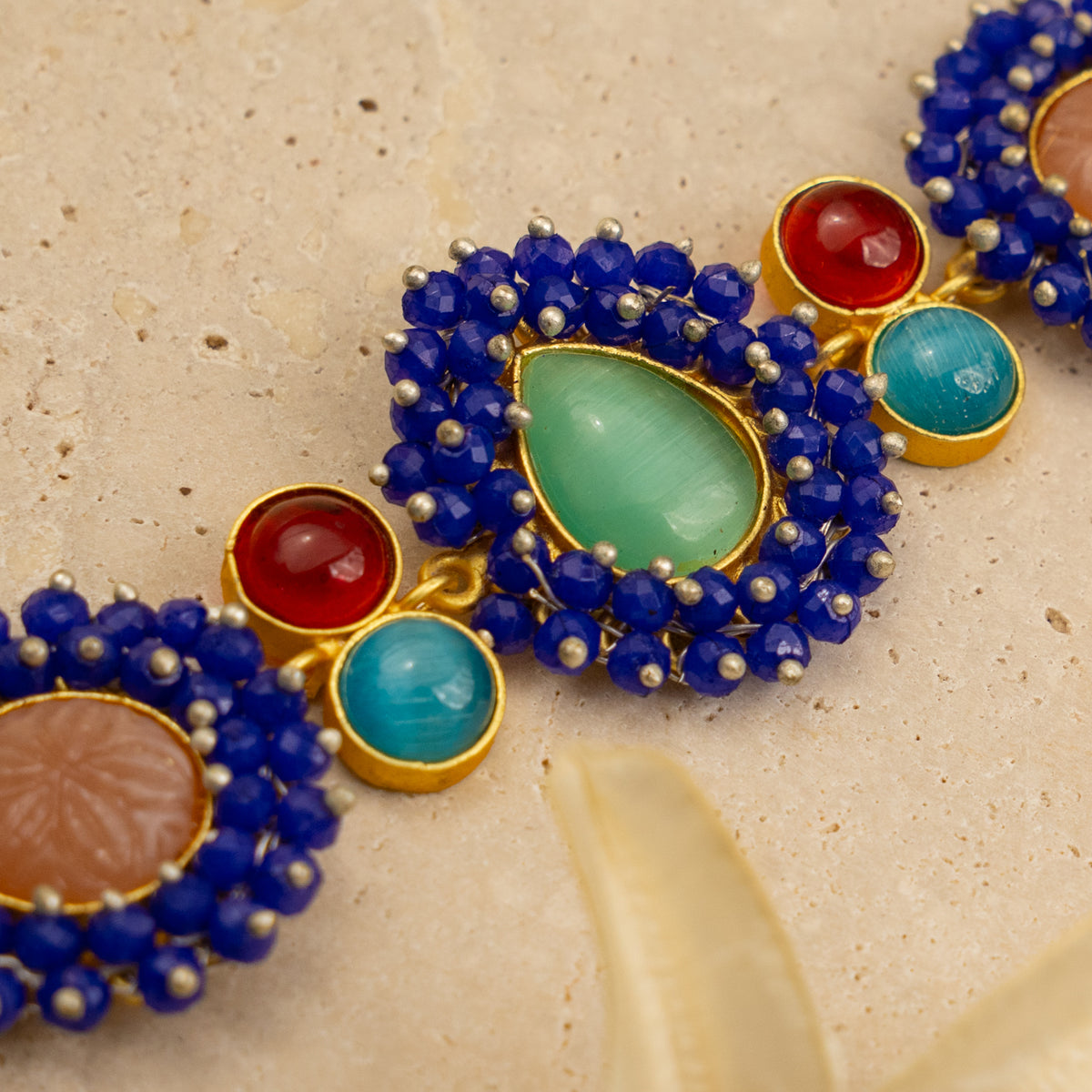 RUBY BIJOUX HANDMADE MONALISA MINIMALIST CHOKER WITH EARRINGS CH48