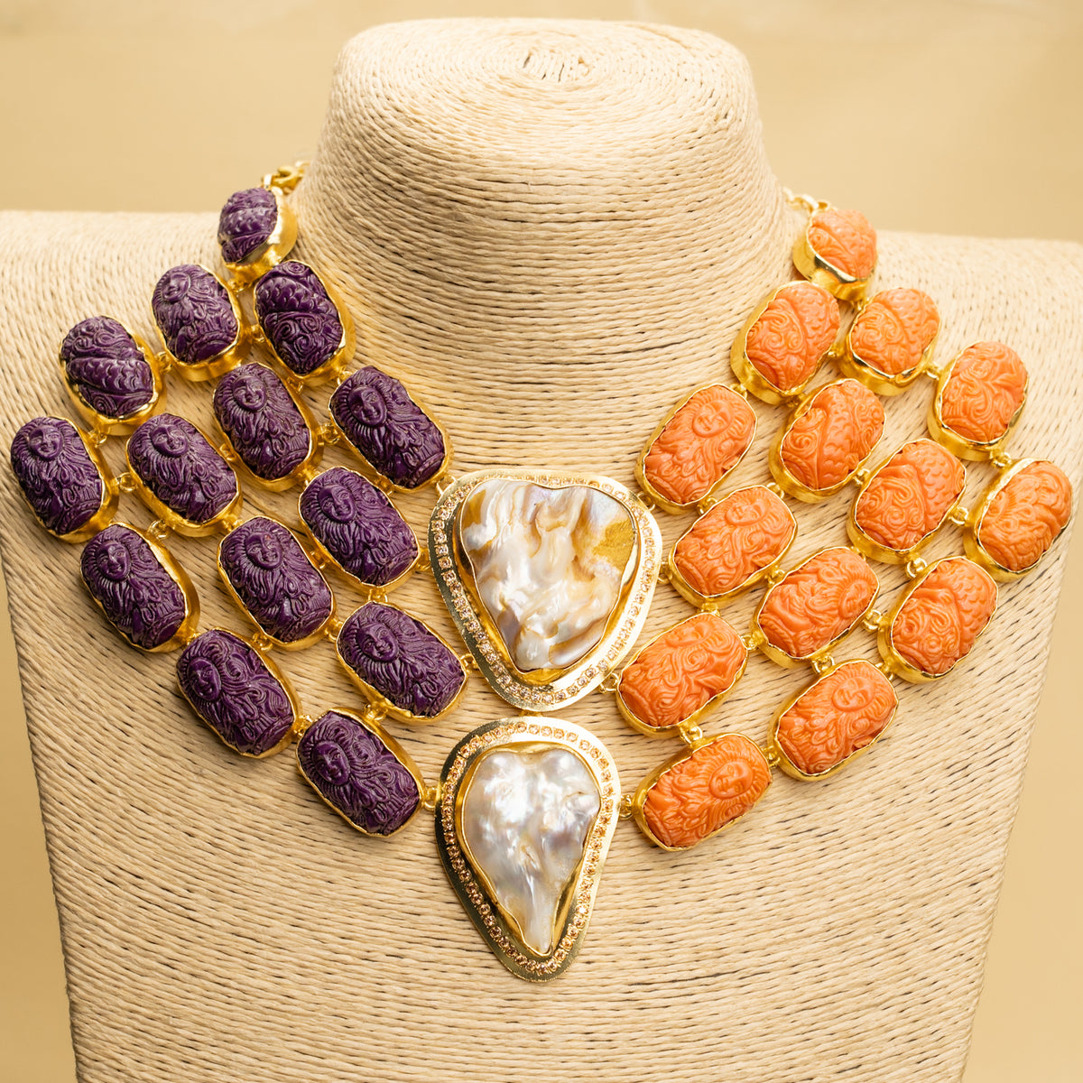 VIVIAN HANDCARVED CORAL MOP ZIRCON PREMIUM EXCLUSIVE HANDMADE STATEMENT CHOKER/NECKPIECE CH310