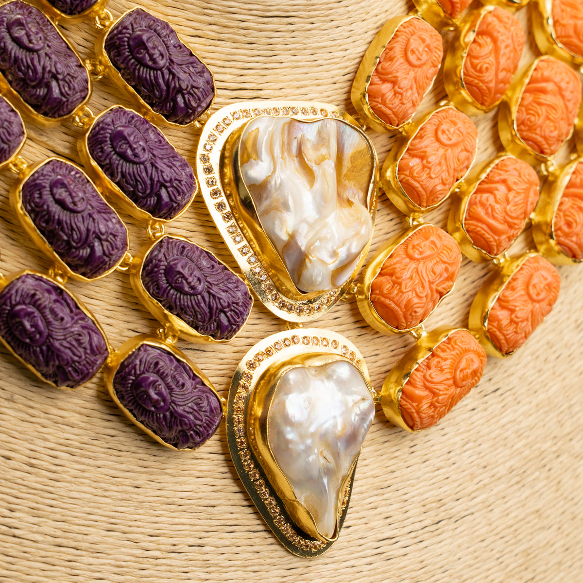 VIVIAN HANDCARVED CORAL MOP ZIRCON PREMIUM EXCLUSIVE HANDMADE STATEMENT CHOKER/NECKPIECE CH310