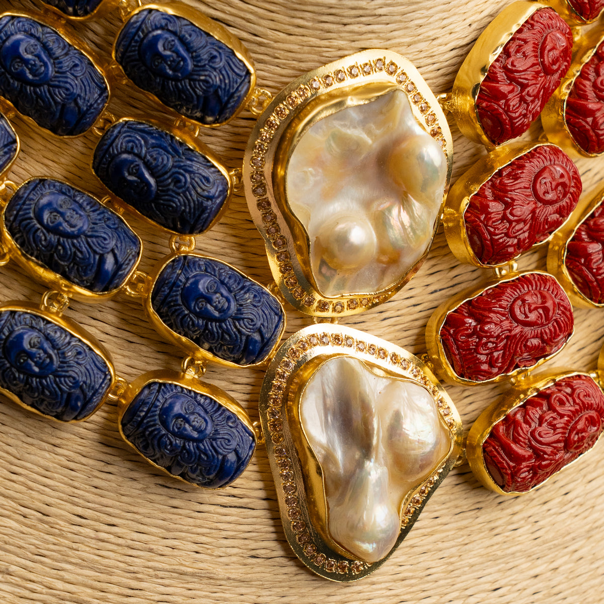 VIVIAN HANDCARVED CORAL MOP ZIRCON PREMIUM EXCLUSIVE HANDMADE STATEMENT CHOKER/NECKPIECE CH310