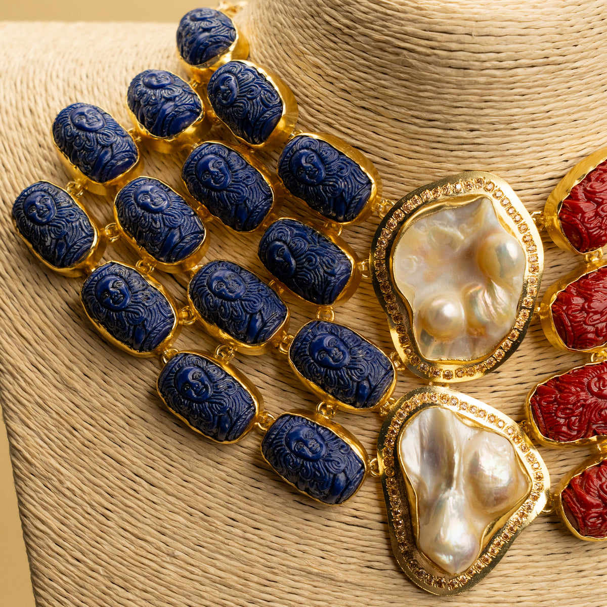 VIVIAN HANDCARVED CORAL MOP ZIRCON PREMIUM EXCLUSIVE HANDMADE STATEMENT CHOKER/NECKPIECE CH310