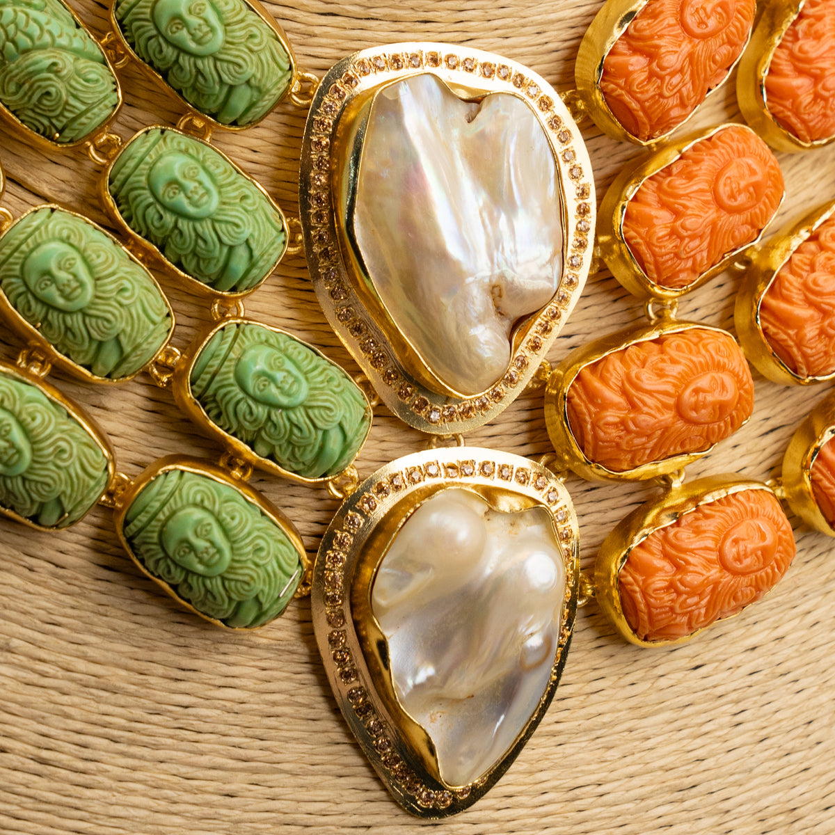 VIVIAN HANDCARVED CORAL MOP ZIRCON PREMIUM EXCLUSIVE HANDMADE STATEMENT CHOKER/NECKPIECE CH310