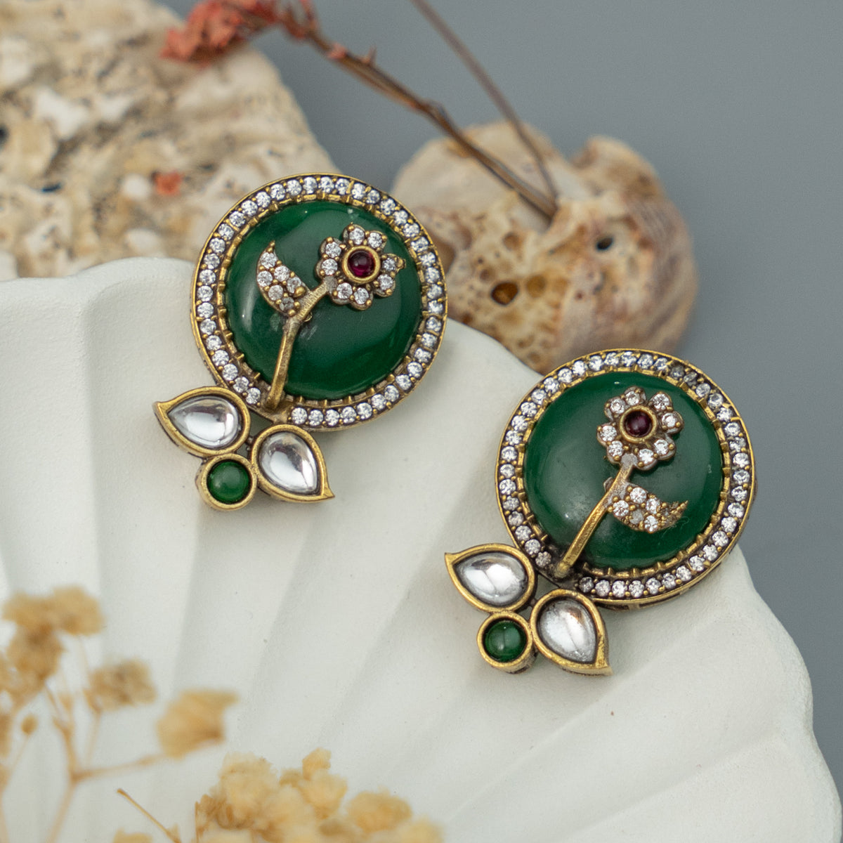 SHAARA MONALISA STONE SEMI HANDMADE EARRING /STUD ER913