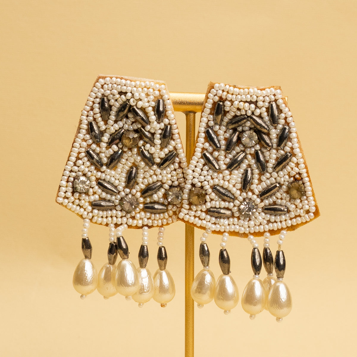 MILA FABRIC AND BEADS HANDMADE AND HANDSTICHED MALA/ NECKPIECE ML132