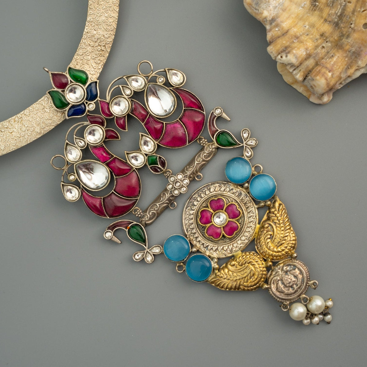 WINTA BIJOUX PREMIUM DUAL TONED HANDMADE NECKLACE/HASLI WITH EARRINGS CH509