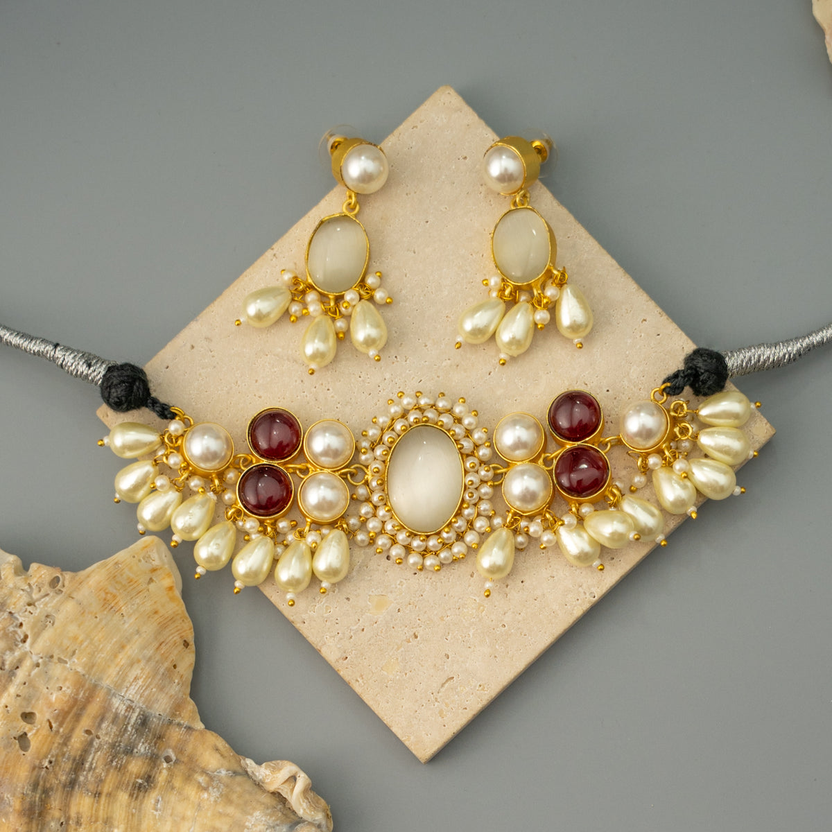 ZOEY HANDMADE MONALISA STONE AND PEARL CHOKER WITH EARRINGS CH501