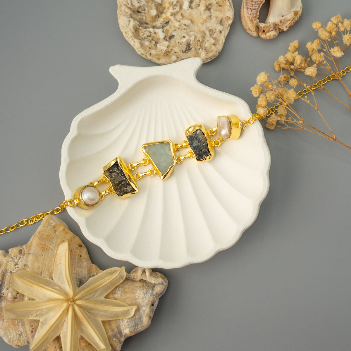 AARYAN NATURAL STONE GOLD TONED HANDMADE CHOKER CH481