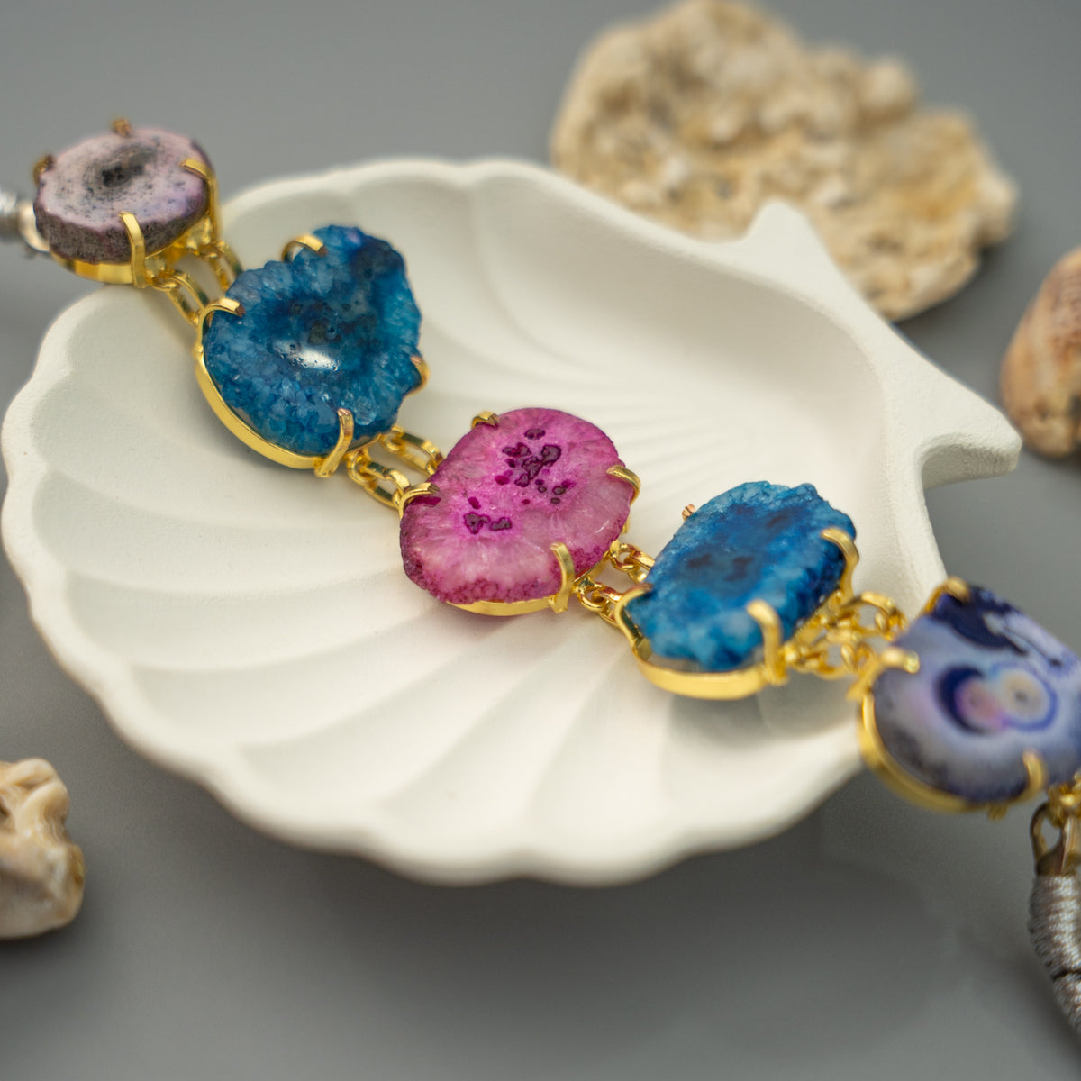 CHARLES HANDMADE NATURAL AGATE STONE, DRUZY,SUGAR STONE CHOKER CH483