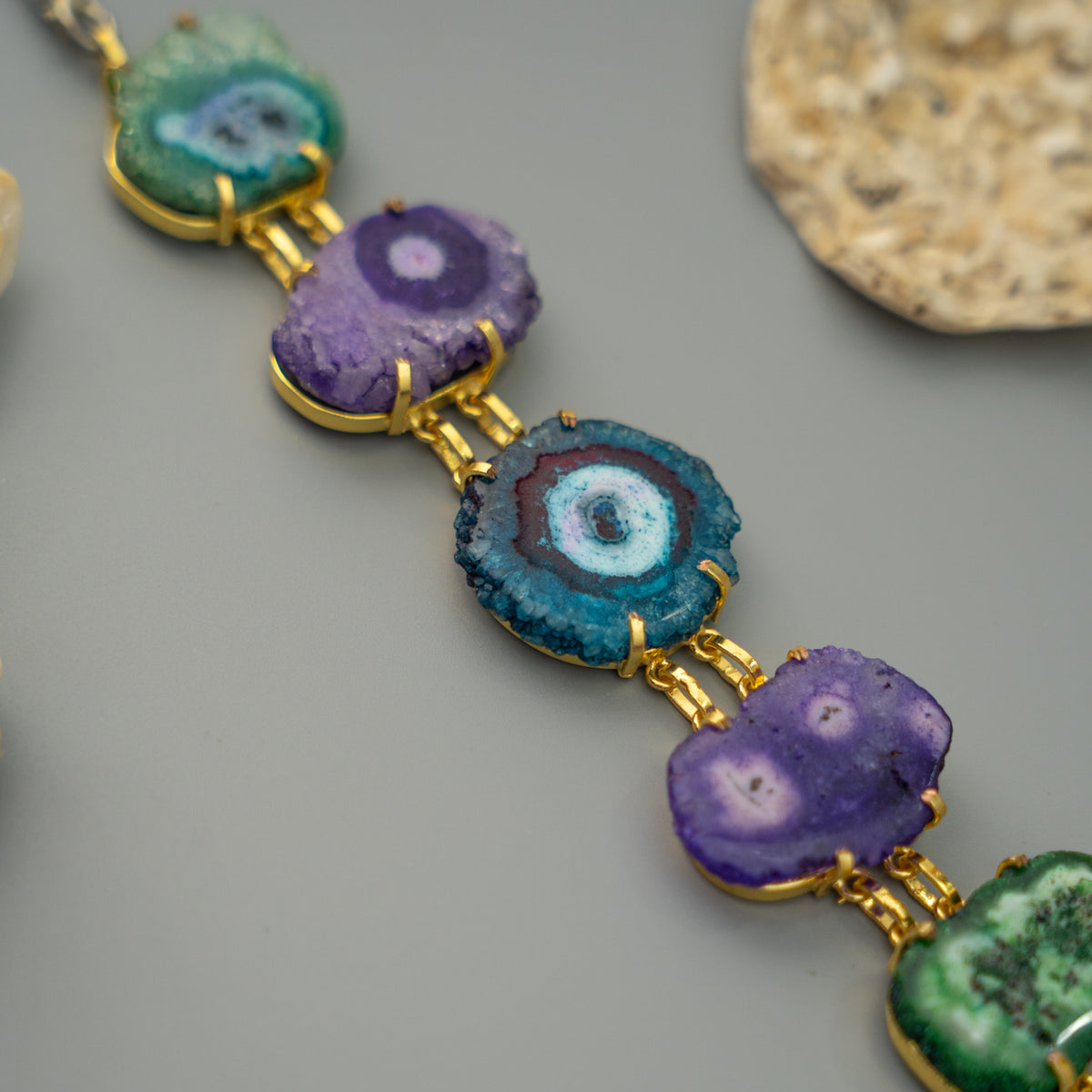 CHARLES HANDMADE NATURAL AGATE STONE, DRUZY,SUGAR STONE CHOKER CH483