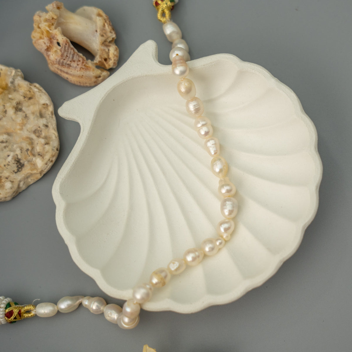 DIANA NATURAL PEARL HANDMADE CHOKER CH484