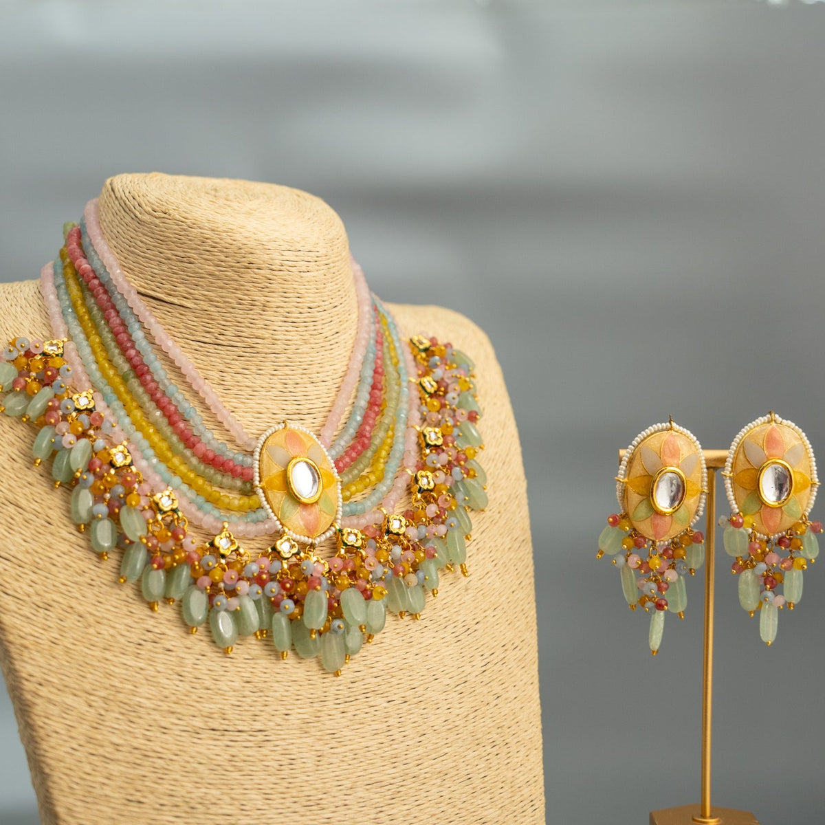 AALIYAH  ONEX BEADS LAC AND KUNDAN BIJOUX PREMIUM AND EXCLUSIVE HANDMADE CHOKER WITH EARRINGS CH399