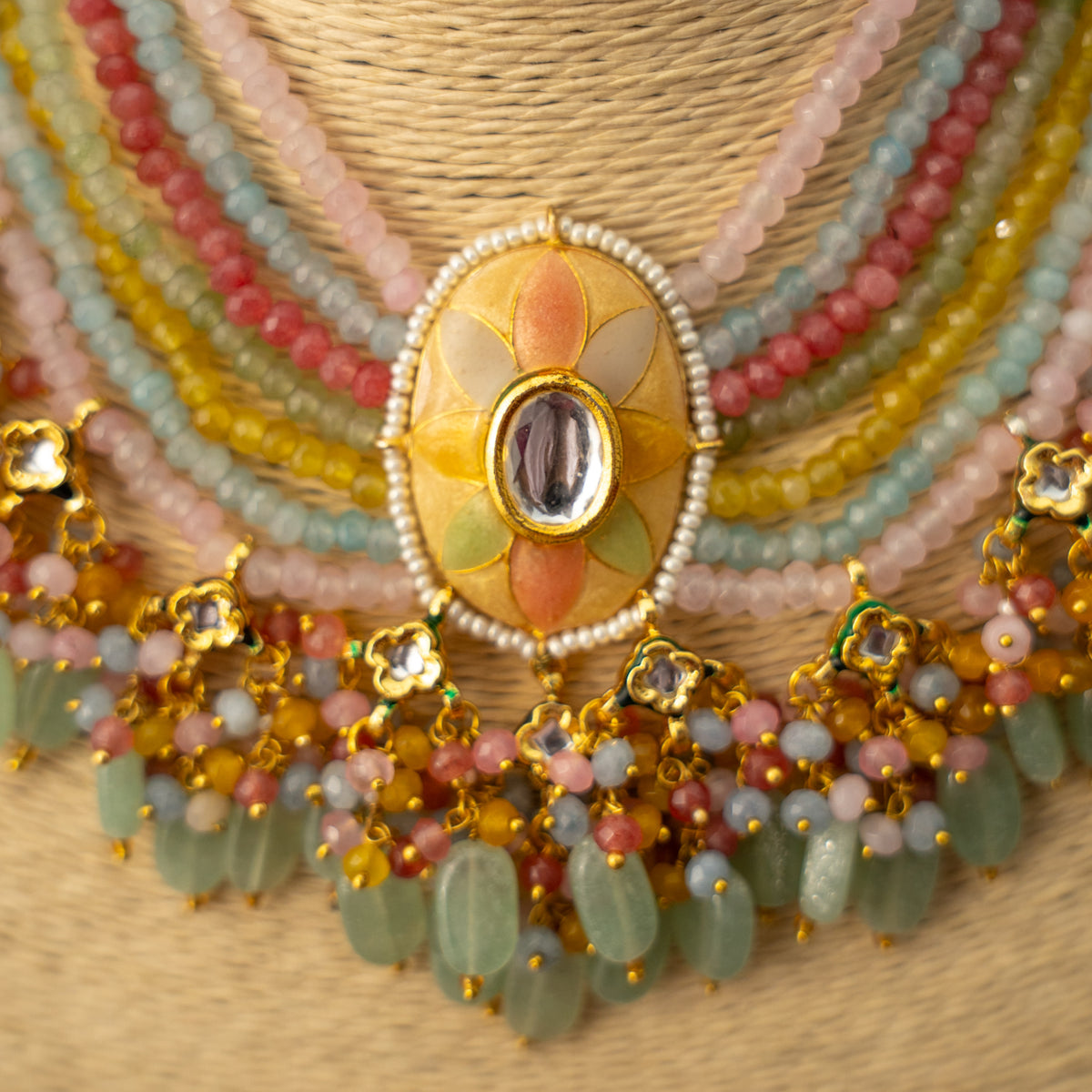 AALIYAH  ONEX BEADS LAC AND KUNDAN BIJOUX PREMIUM AND EXCLUSIVE HANDMADE CHOKER WITH EARRINGS CH399