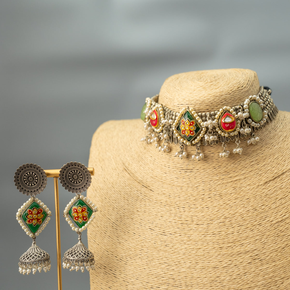 FANG BIJOUX PREMIUM AND EXCLUSIVE FAUX SILVER SEMI HANDMADE CHOKER WITH EARRINGS CH409