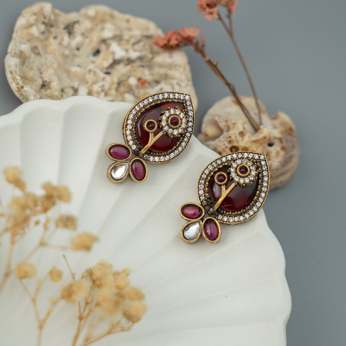 JELINA MONALISA STONE SEMI HANDMADE EARRING / STUD ER912