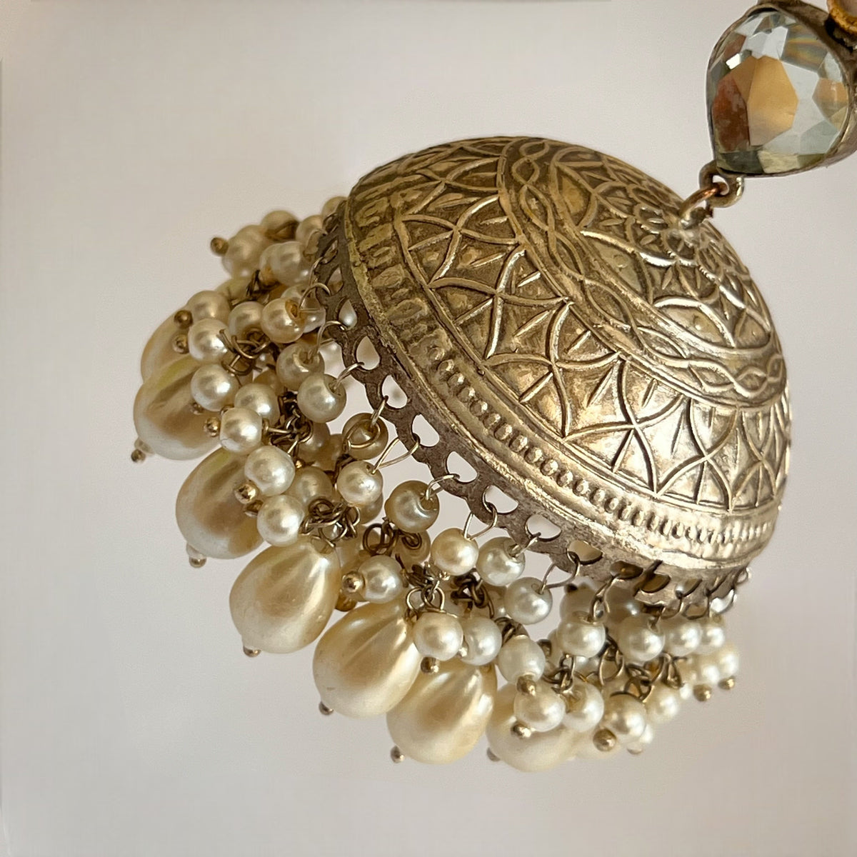 MAKARA SILVER LOOK ALIKE DUAL-TONED SILVER POLISH HANDMADE JHUMKA ER575